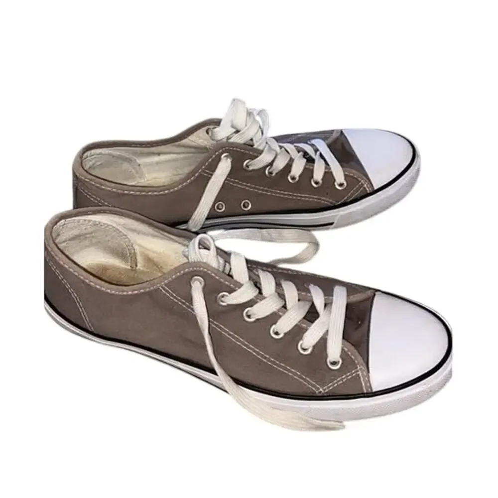 Men’s converse SZ 10